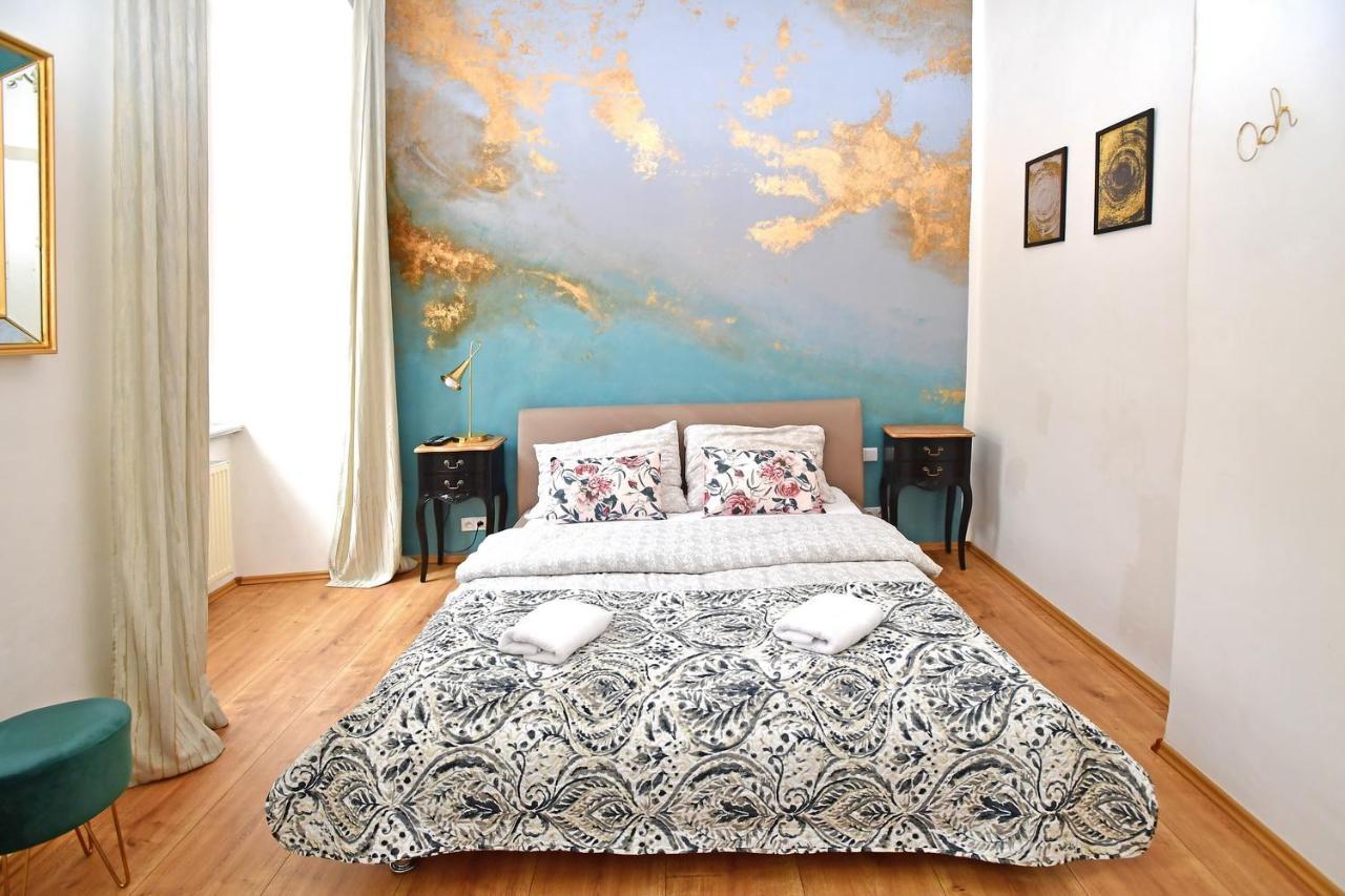 Lovely Little Cosy Apt In Prague Extérieur photo