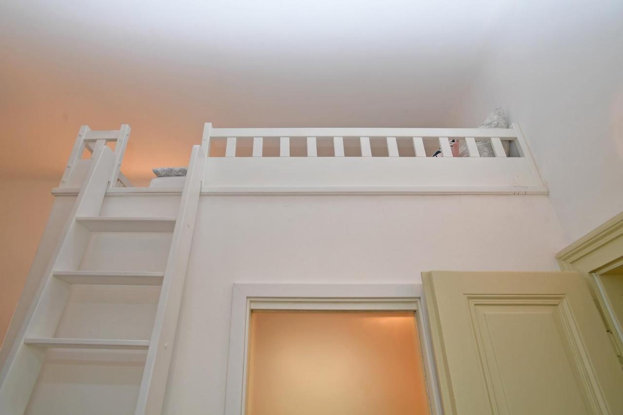Lovely Little Cosy Apt In Prague Extérieur photo